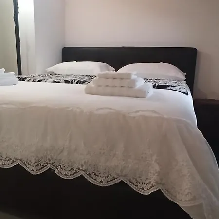 Quarto em Acomodações Particulares Luna Di Miele *